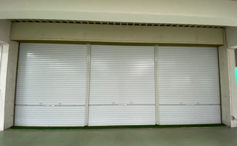 手動シャッター取替工事