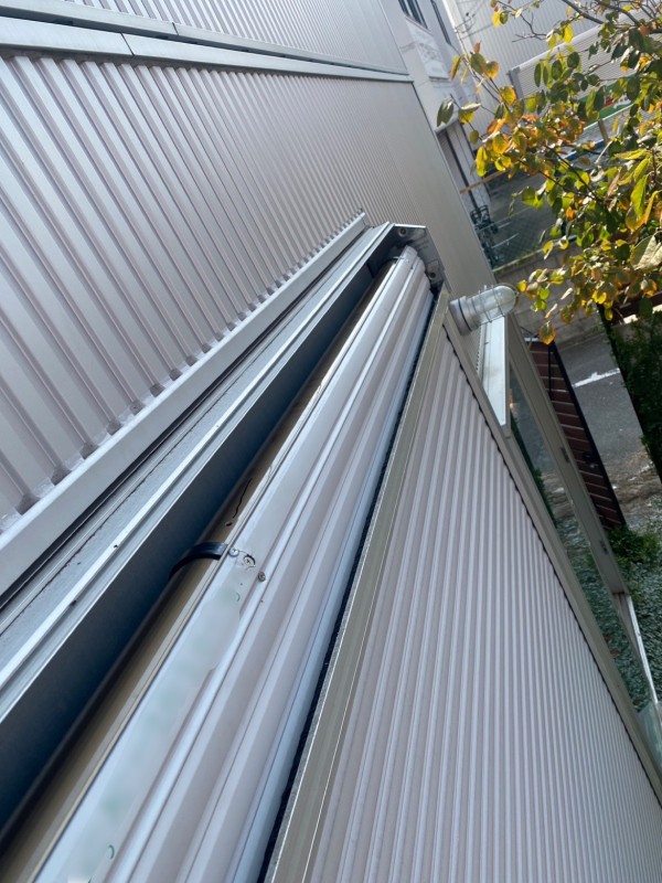 窓シャッター　吊元修理