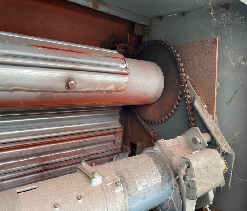 電動開閉機　チェーン交換