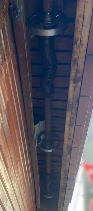 手動シャッター　シャフト修理