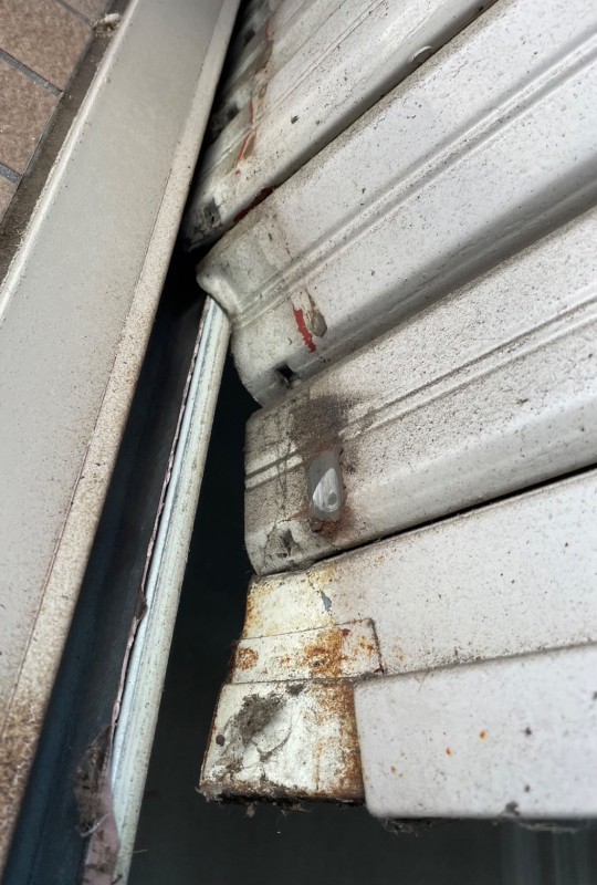 スラット脱線復旧作業