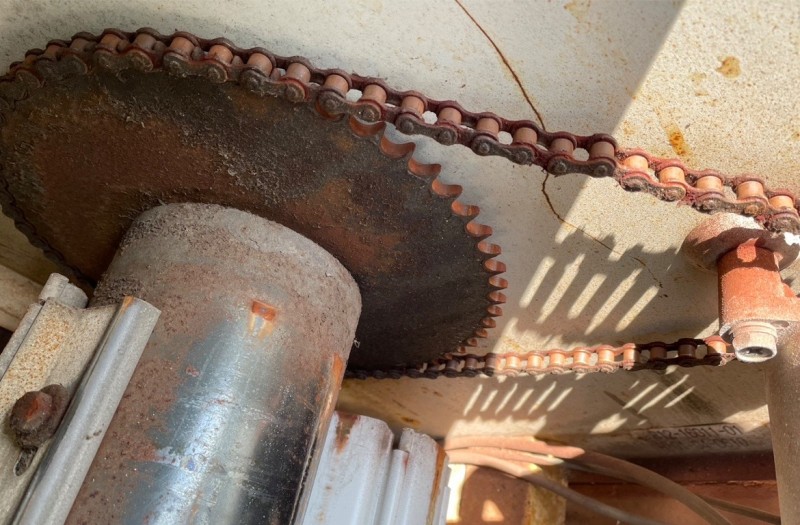 電動開閉機　ローラーチェーン交換