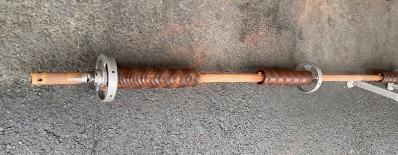 手動シャッター　シャフト修理