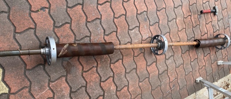 手動シャッター　シャフト修理