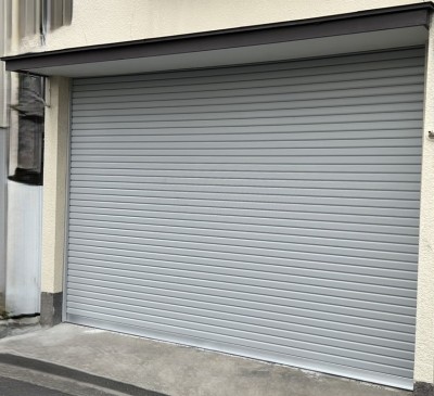 車庫　電動シャッター　交換工事
