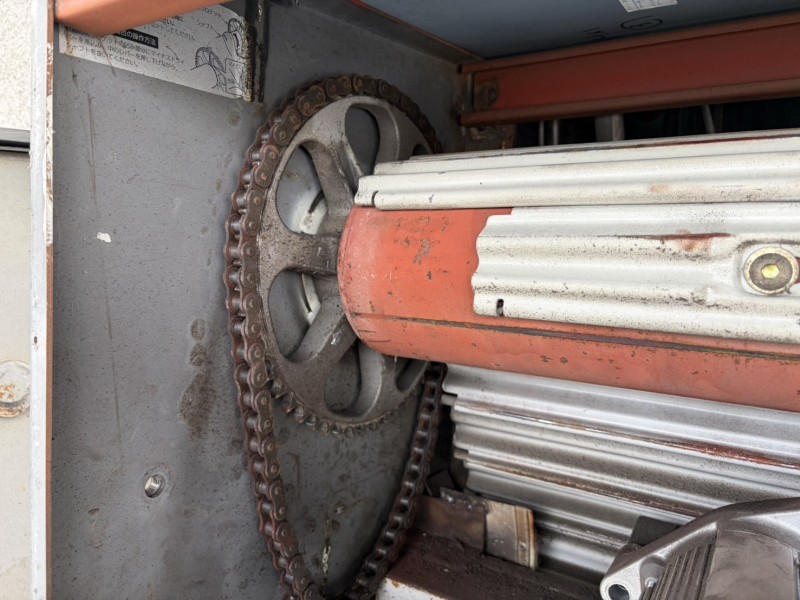 倉庫　電動シャッター　開閉機交換工事